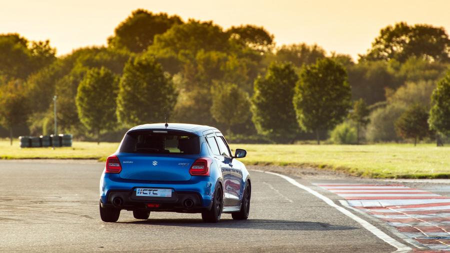  Suzuki Swift Sport by CTC 2019 года  (фото 8 из 11)